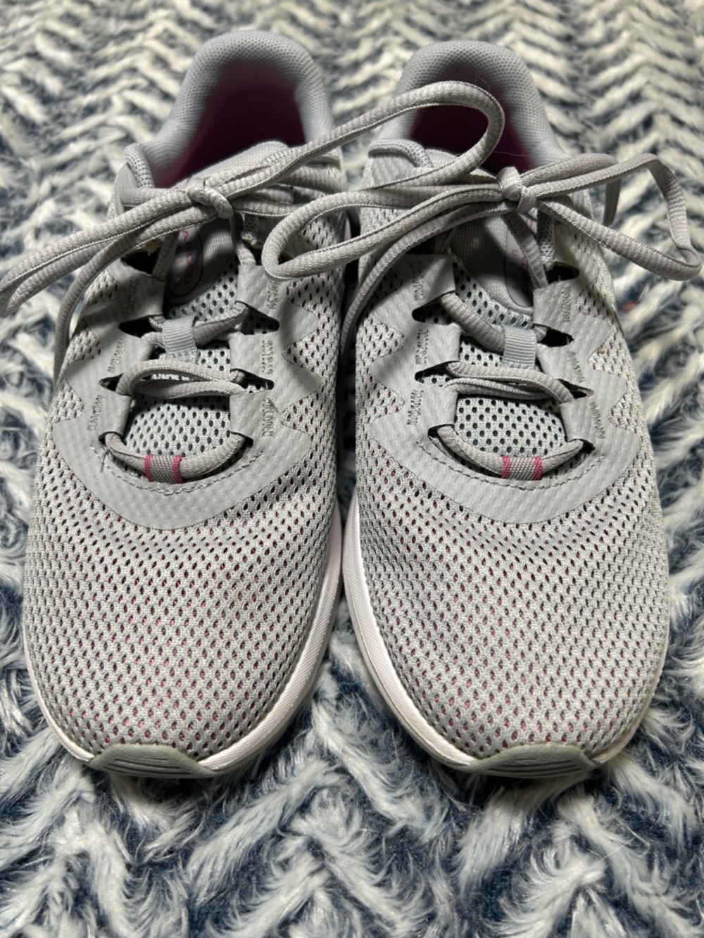 Women’s Under Armour Charged Impulse Sneakers Athletic Shoes - Picture 6 of 10